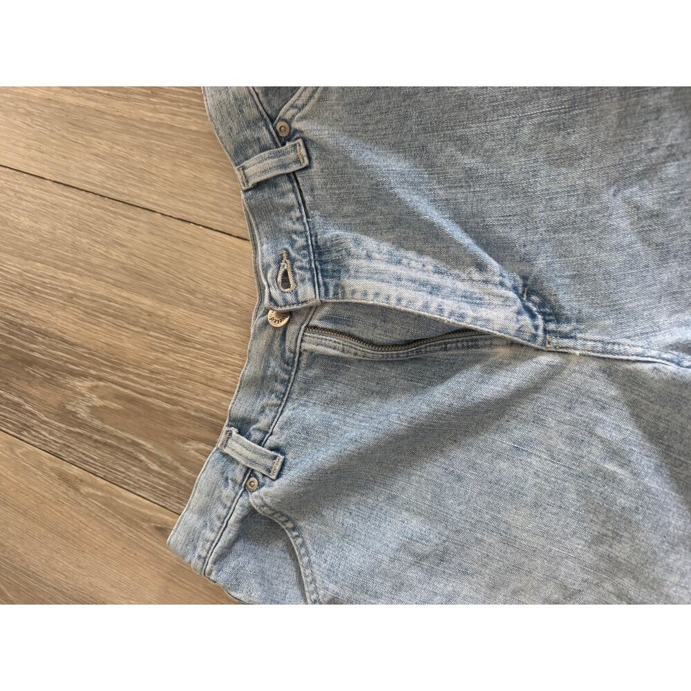Vintage Lee Light Wash Denim Cargo Shorts | High Rise Utility - Picture 8 of 9